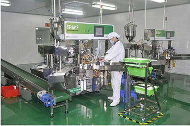 愛護工廠參觀進行時 與爸爸媽媽們在一起,從生產(chǎn)安全到衣物安全