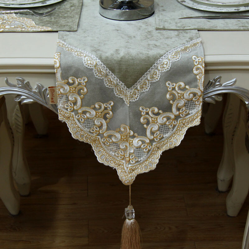 來茵歐式現(xiàn)代雪尼爾蕾絲花邊多色桌旗桌布椅墊椅背家居布藝 豆綠色 30*240